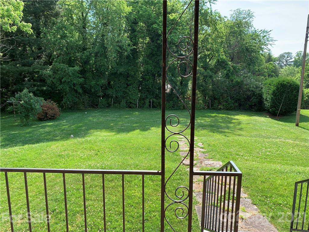 92 Ormond Avenue Asheville NC 28806