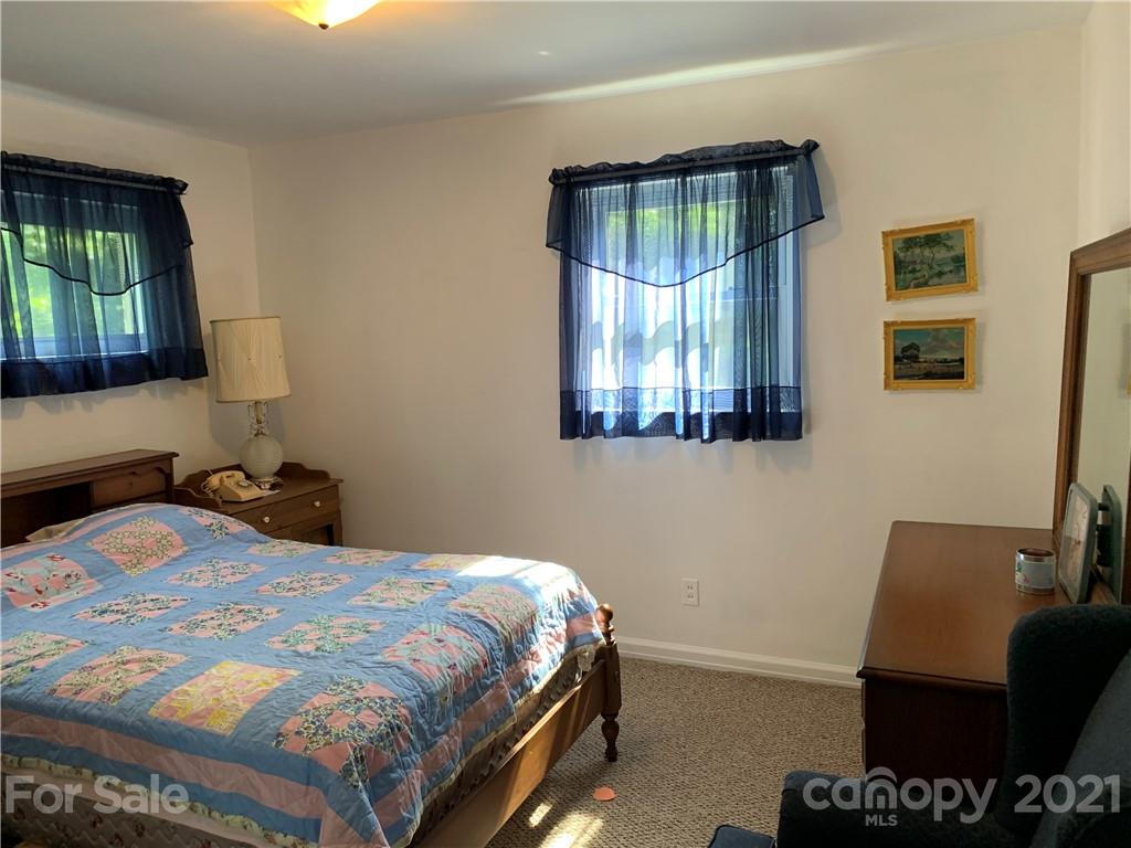 92 Ormond Avenue Asheville NC 28806