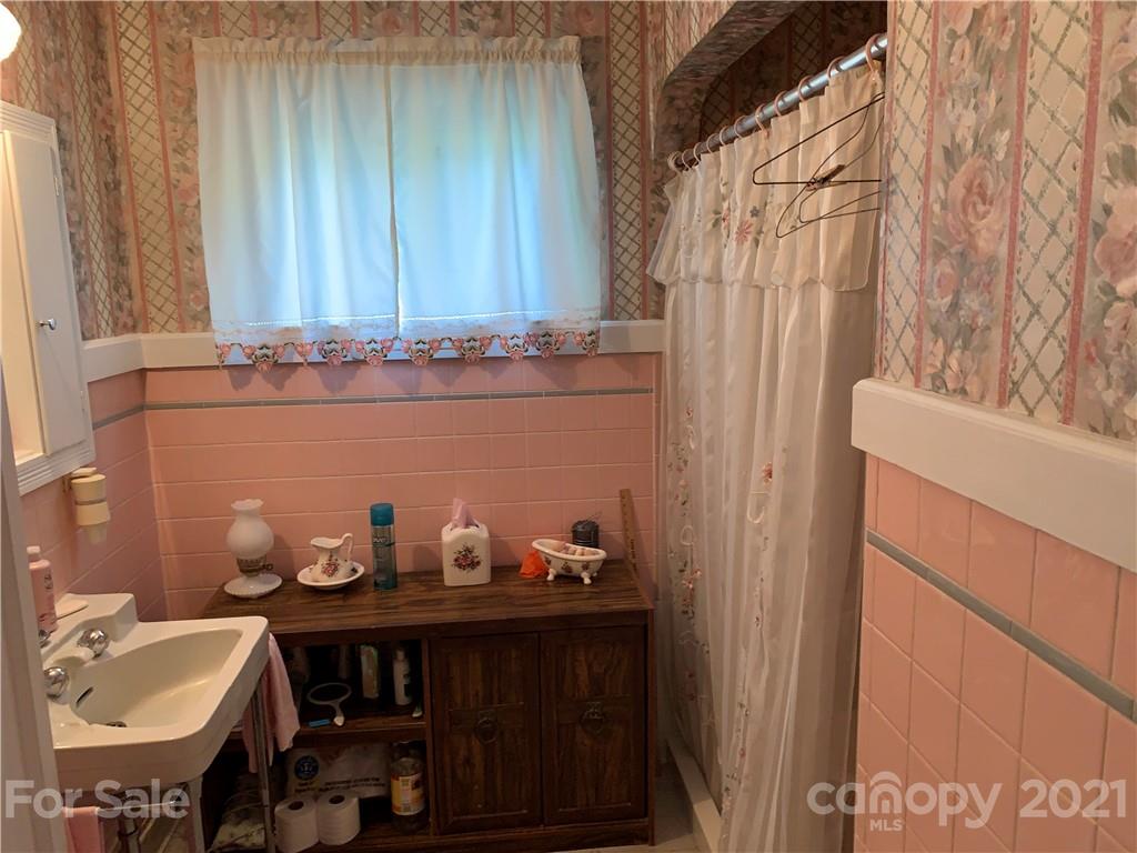92 Ormond Avenue Asheville NC 28806