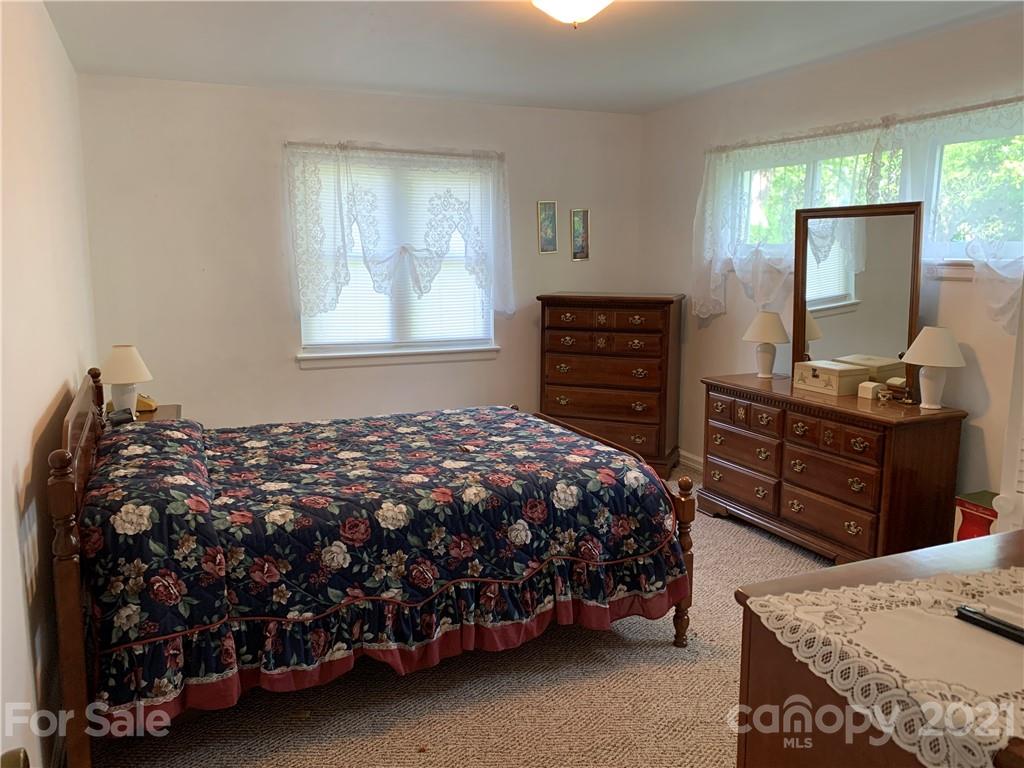 92 Ormond Avenue Asheville NC 28806