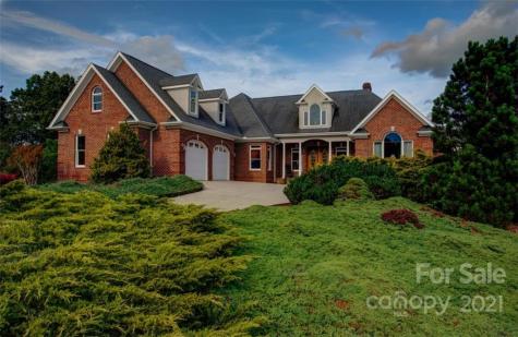 500 Tillery Branch Road Marshall NC 28753
