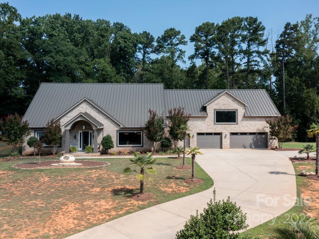 16455 Harbor View Road Charlotte NC 28278