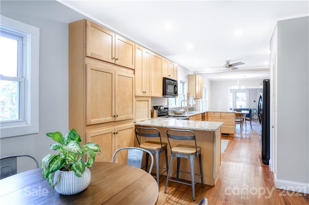 49 Nevada Avenue Asheville NC 28806