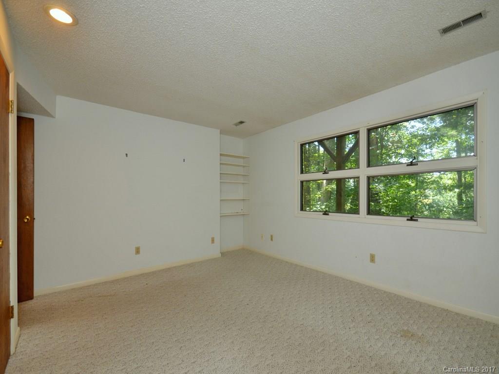 18 Parkview Drive Asheville NC 28805