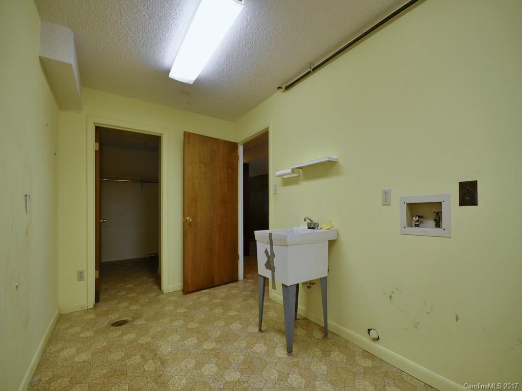 18 Parkview Drive Asheville NC 28805