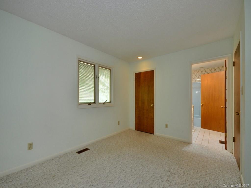 18 Parkview Drive Asheville NC 28805