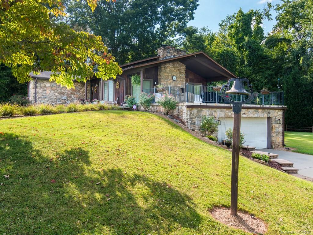 77 Hillcrest Drive Candler NC 28715
