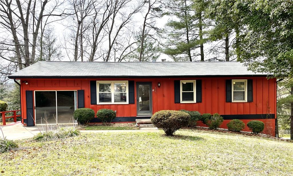 30 Evelake Drive Asheville NC 28806