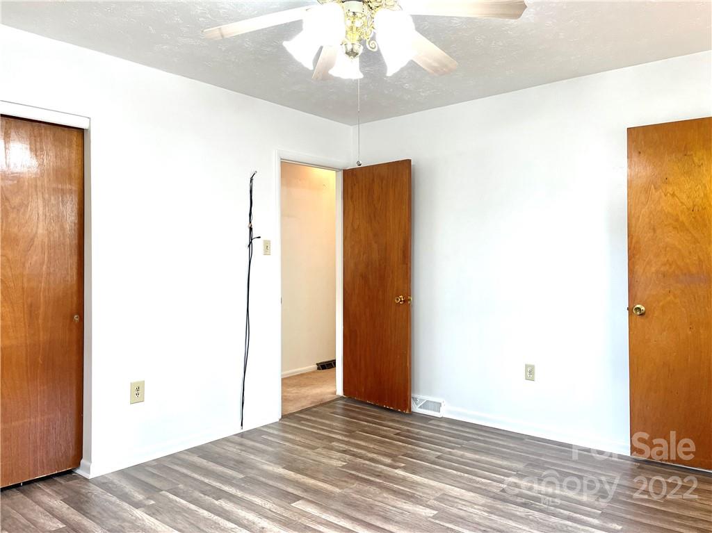 30 Evelake Drive Asheville NC 28806