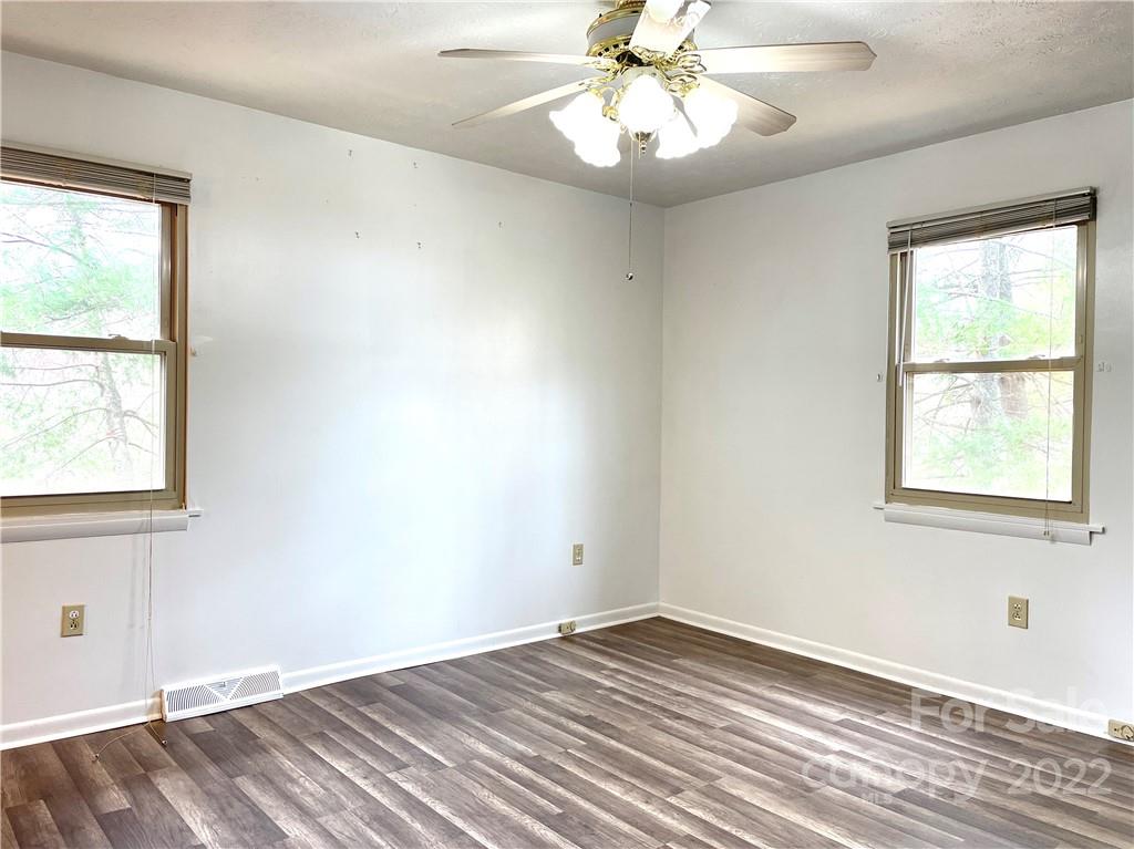 30 Evelake Drive Asheville NC 28806