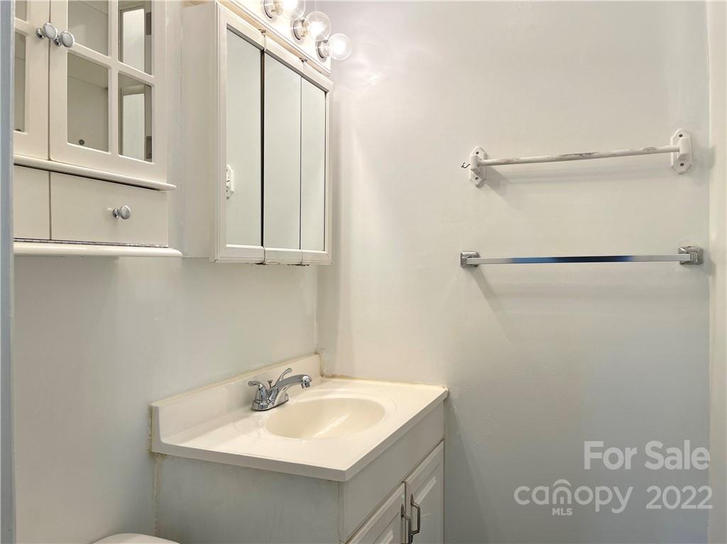 30 Evelake Drive Asheville NC 28806
