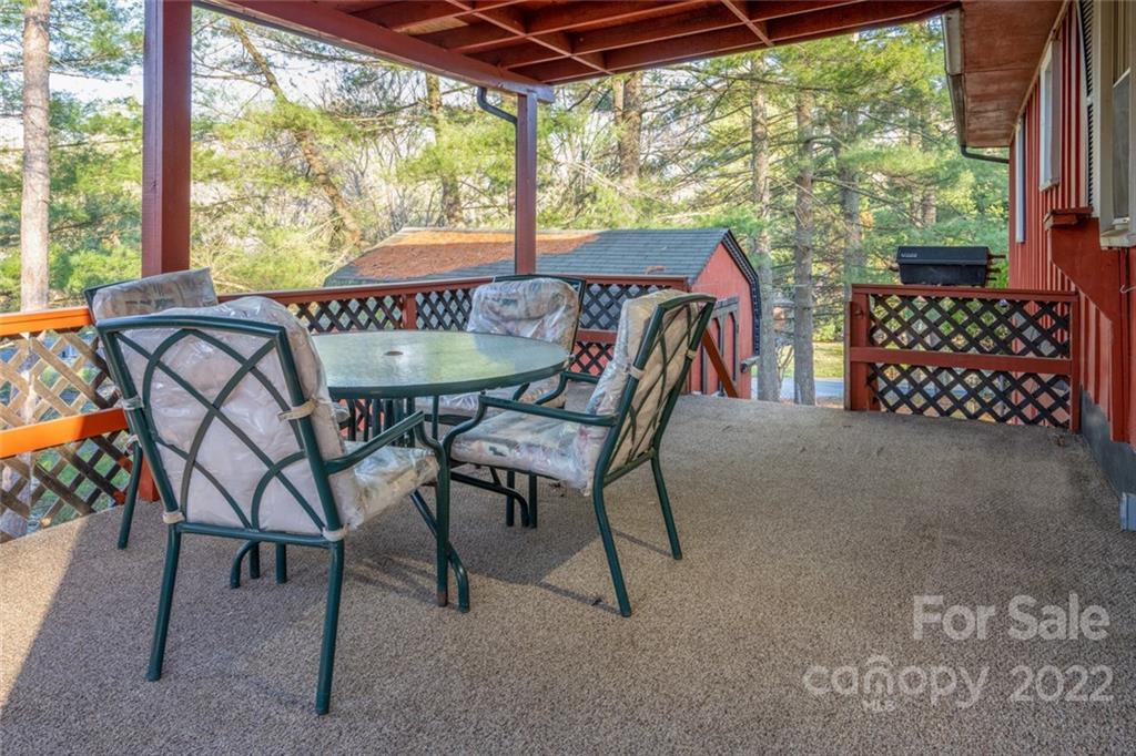 30 Evelake Drive Asheville NC 28806