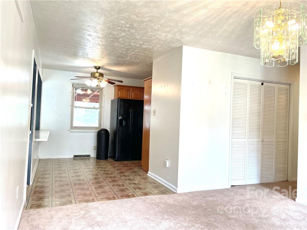 30 Evelake Drive Asheville NC 28806