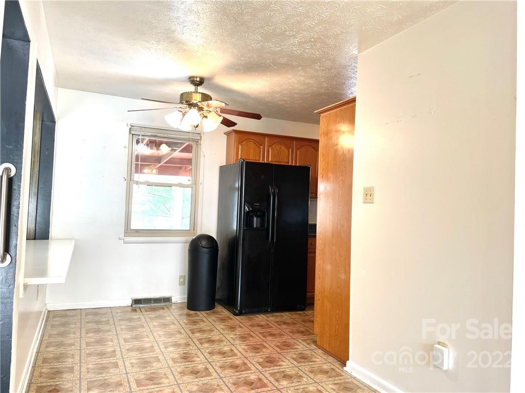 30 Evelake Drive Asheville NC 28806