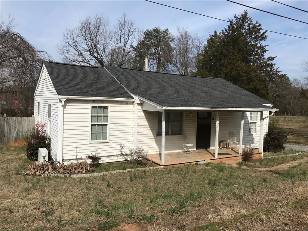 127 Whitman Circle Mooresville NC 28115