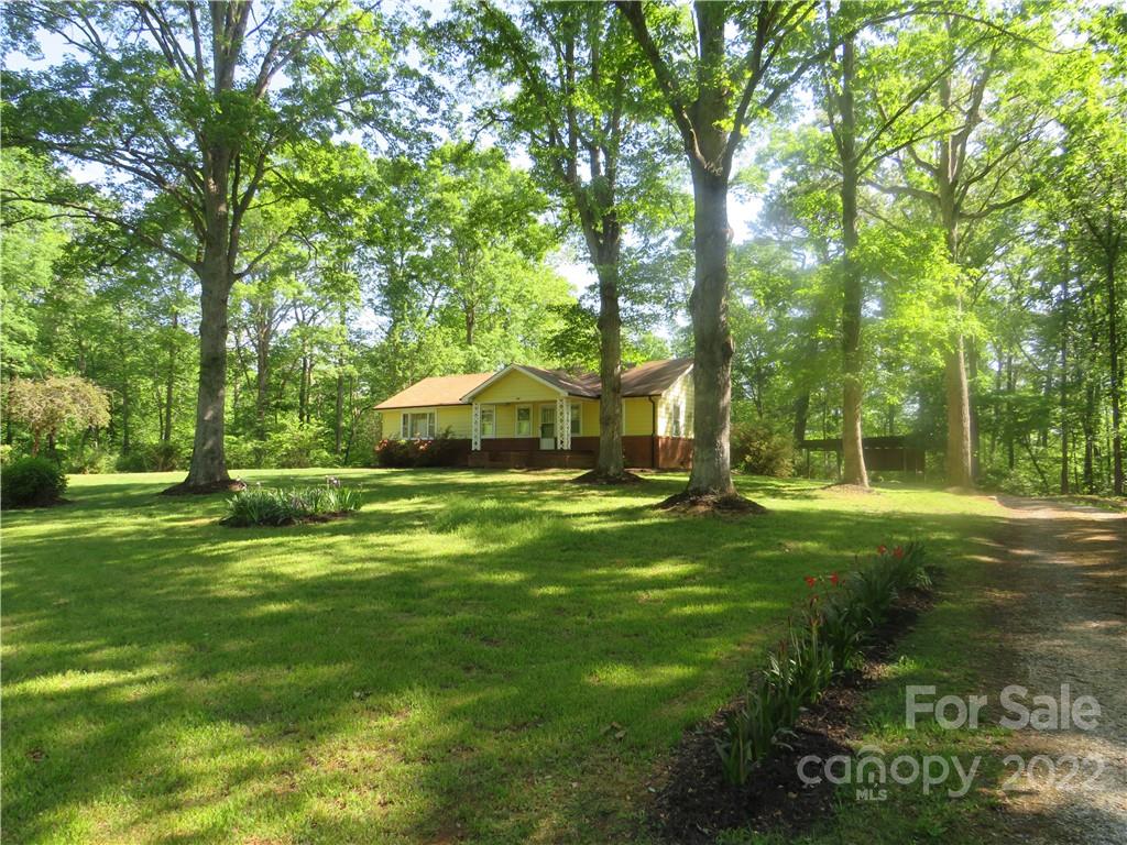 252 Mcdaniel Road Lake Lure NC 28746