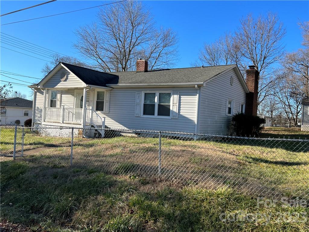 366 Scott Street Mount Holly NC 28120