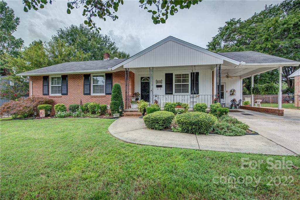 323 S Vine Street Gastonia NC 28052
