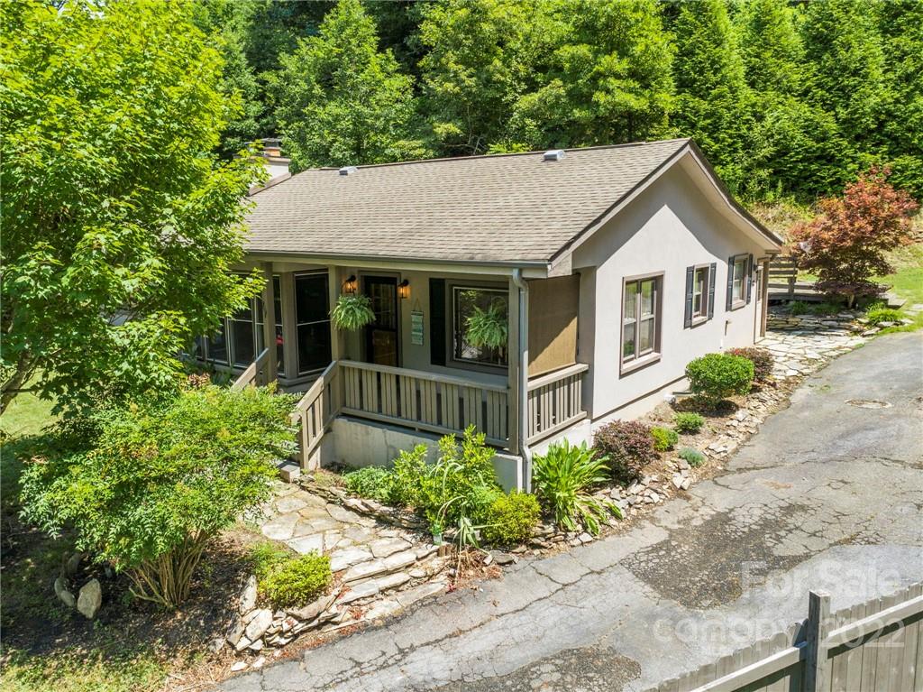 27 Skyway Drive Marshall NC 28753