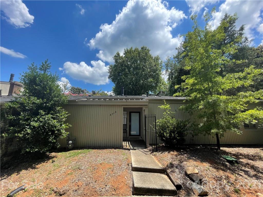 3713 Willow Point Drive Charlotte NC 28277
