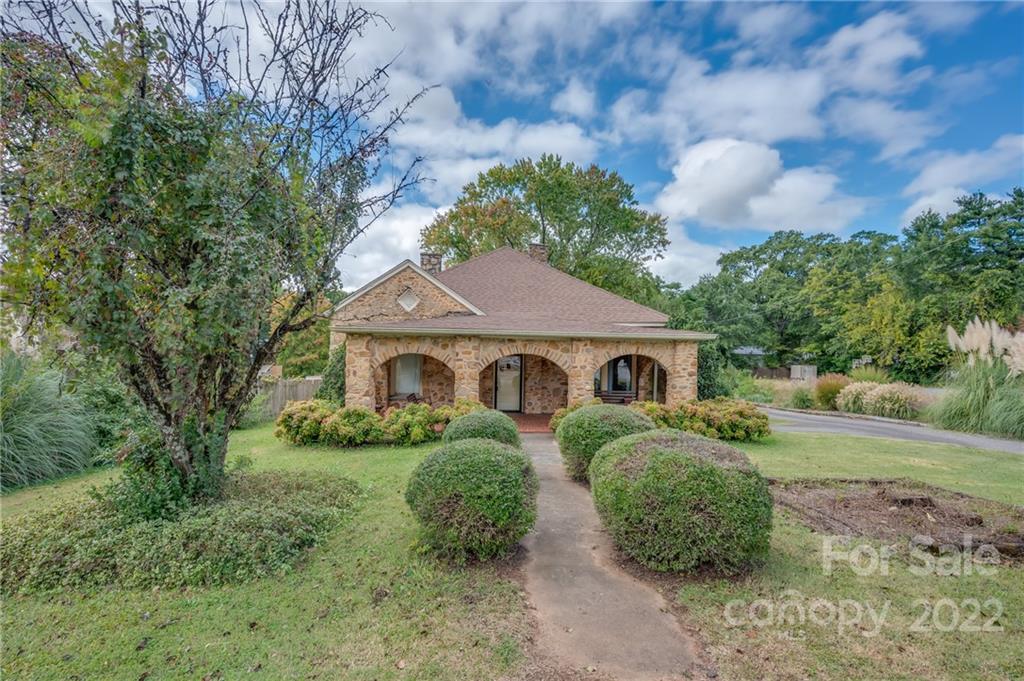 462 S Broadway Street Forest City NC 28043