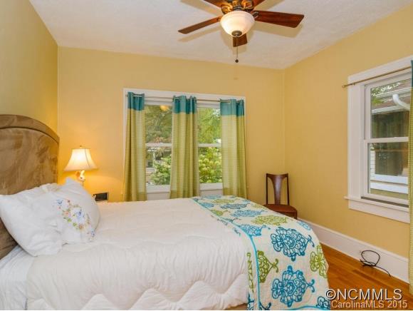 11 Tarpon Avenue Asheville NC 28806