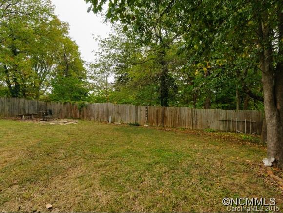11 Tarpon Avenue Asheville NC 28806