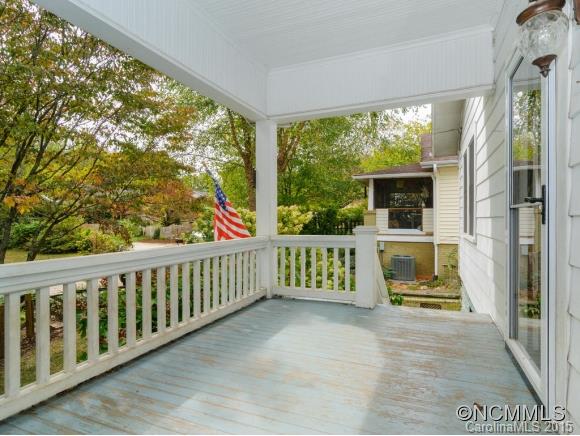 11 Tarpon Avenue Asheville NC 28806