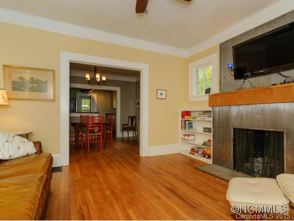11 Tarpon Avenue Asheville NC 28806
