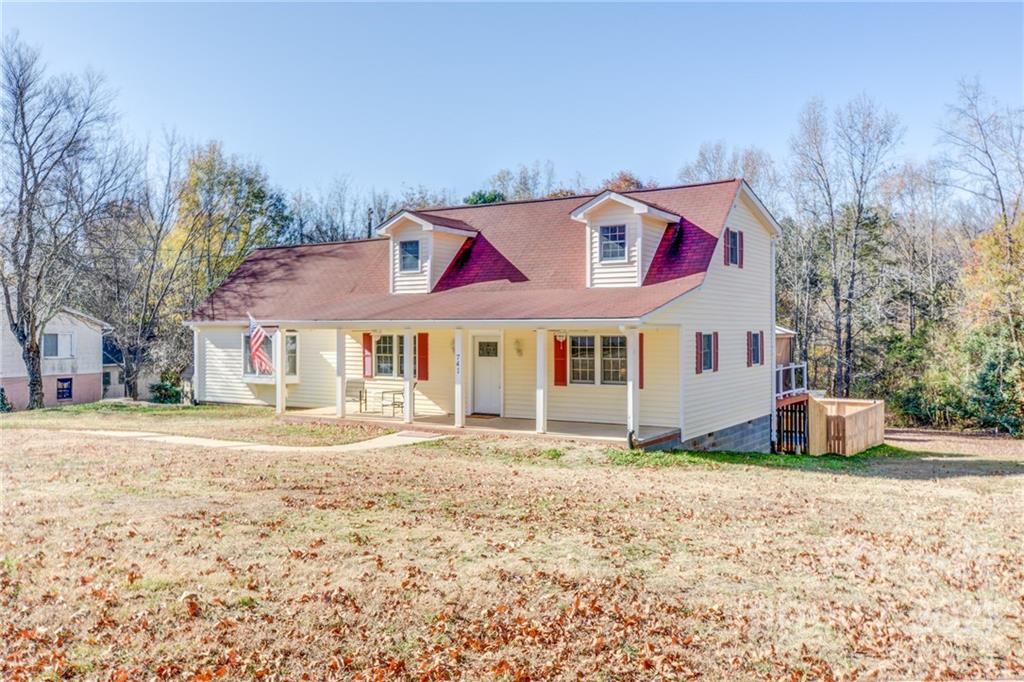 741 Log Cabin Drive Gastonia NC 28054
