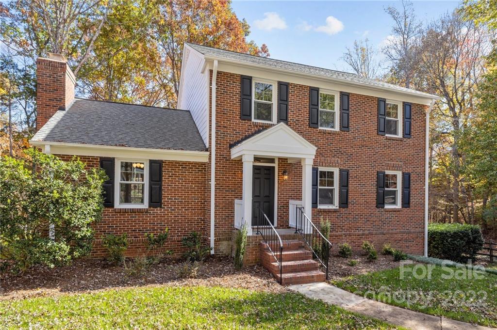 200 Foxfield Lane Matthews NC 28105