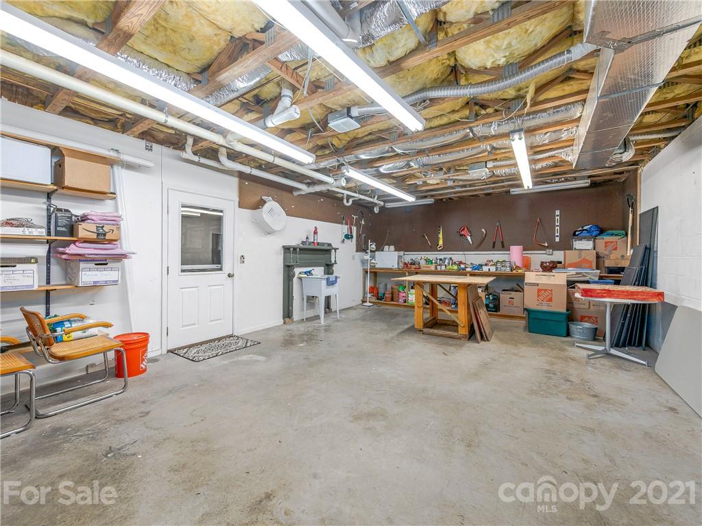 323 Cedar Crest Drive Asheville NC 28803