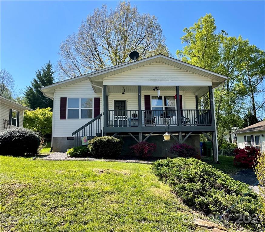 8 Mctindal Circle Asheville NC 28803