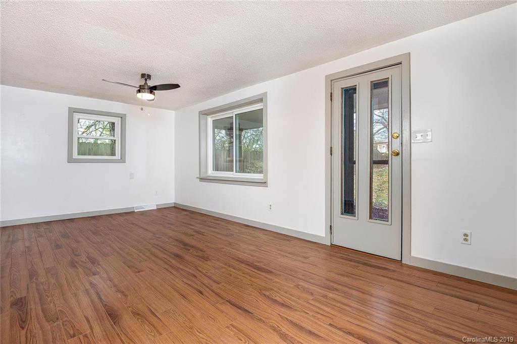 65 Bellevue Road Asheville NC 28803