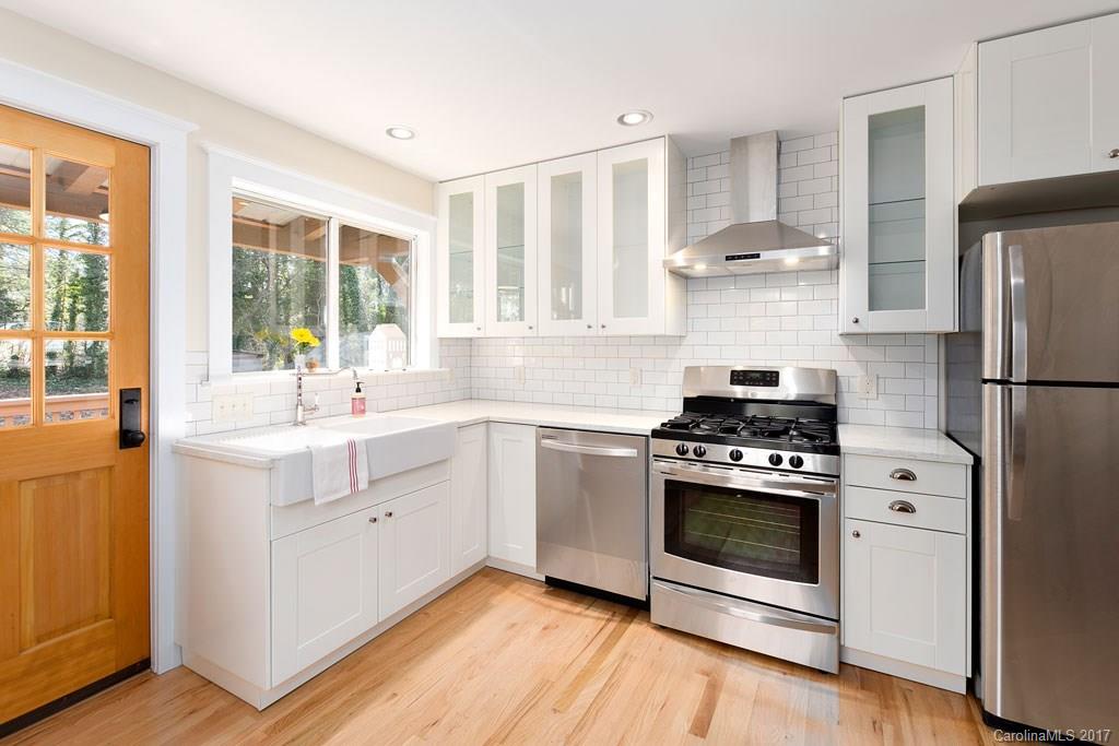 21 Carrier Street Asheville NC 28806