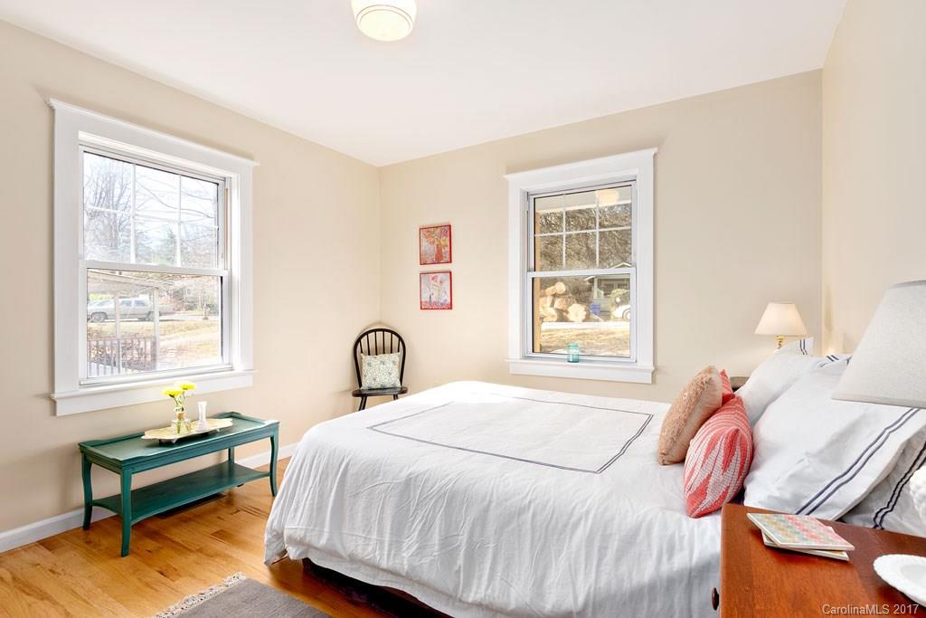 21 Carrier Street Asheville NC 28806