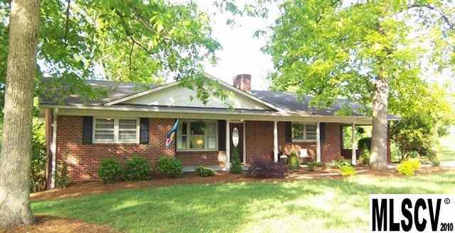 132 25th Avenue NW Hickory NC 28601