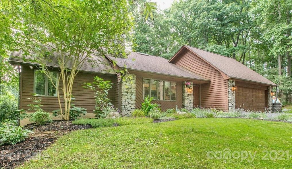 32 Buck Acres Drive Asheville NC 28806