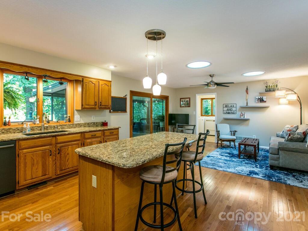 32 Buck Acres Drive Asheville NC 28806