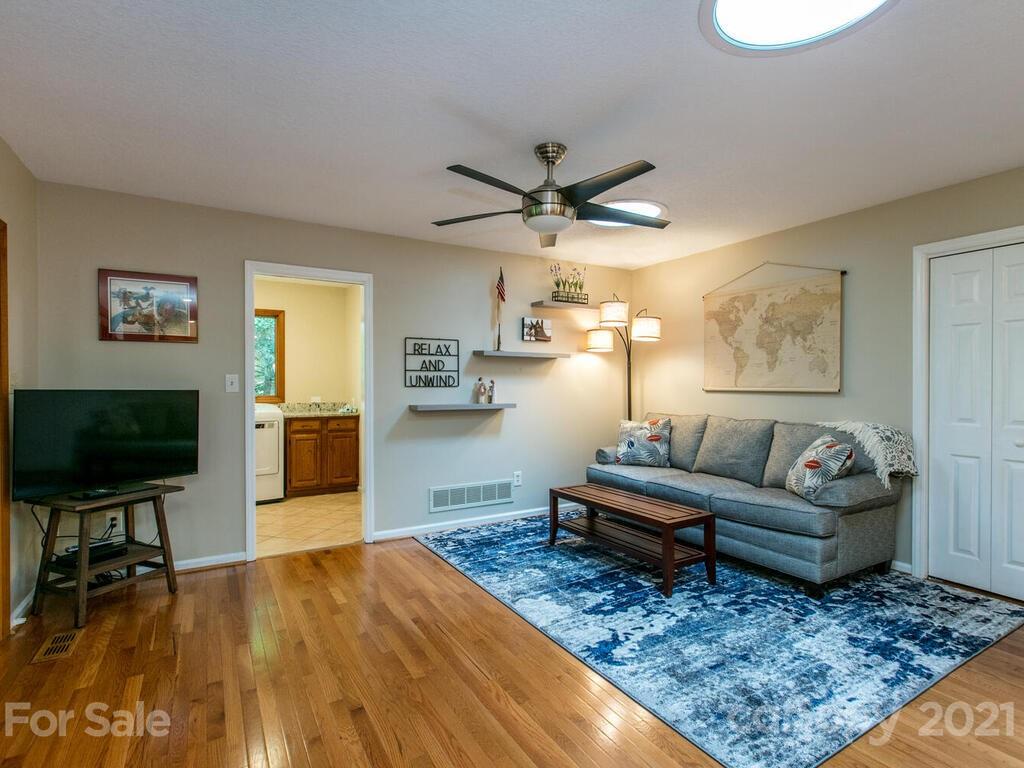 32 Buck Acres Drive Asheville NC 28806