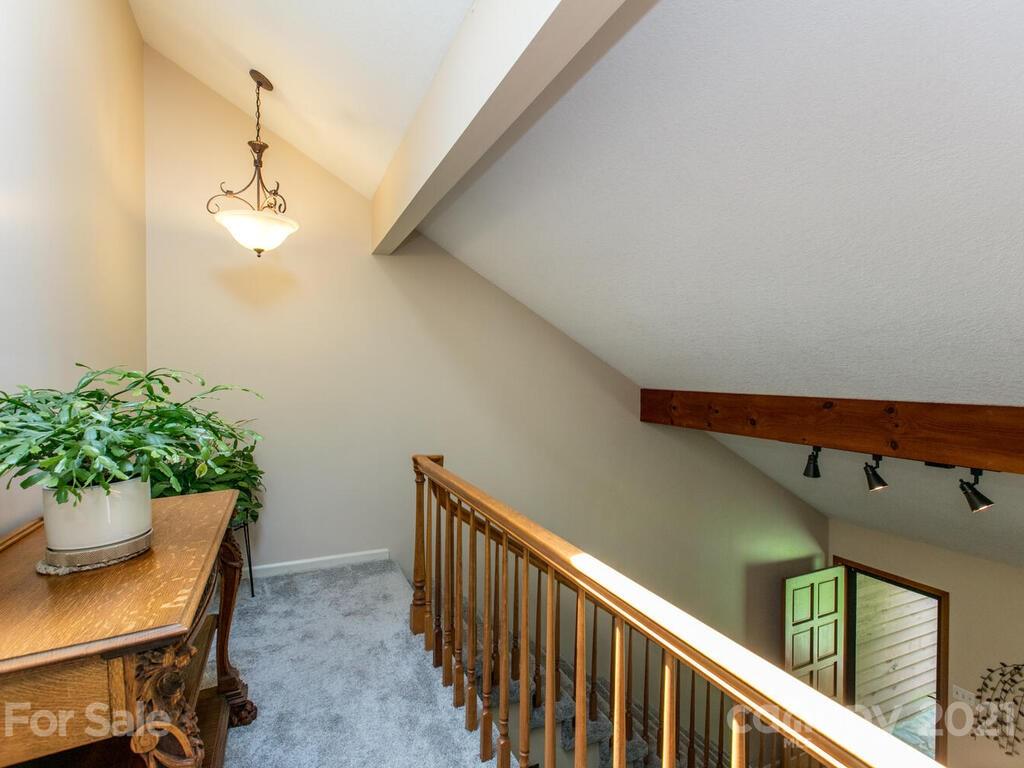 32 Buck Acres Drive Asheville NC 28806