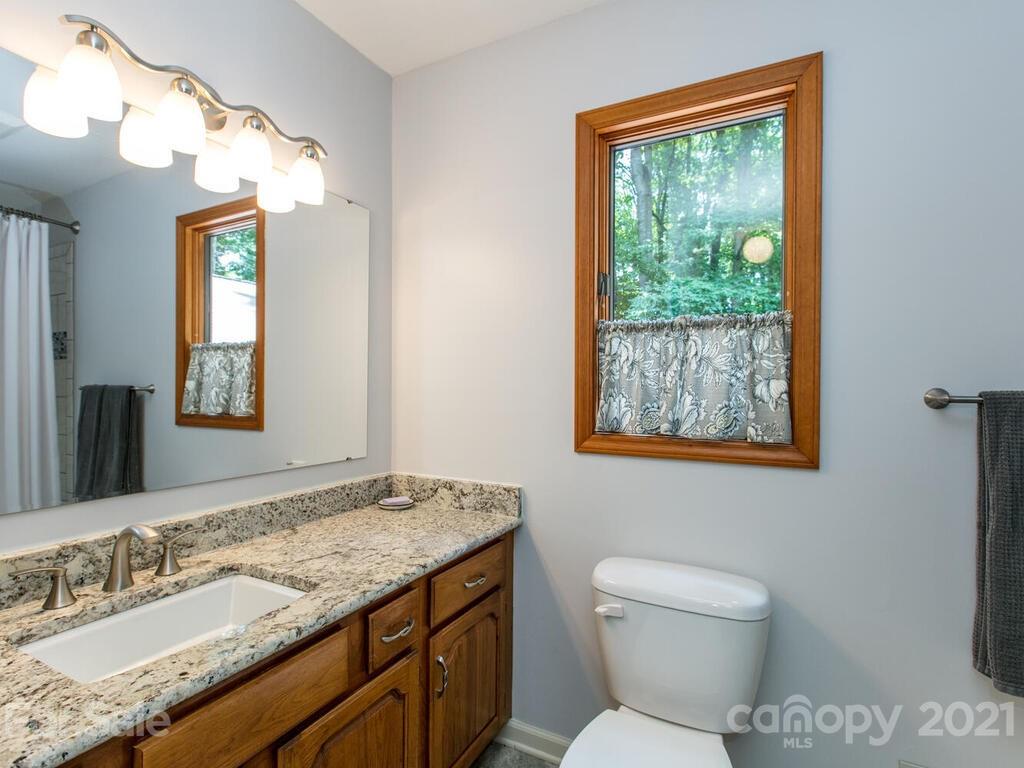32 Buck Acres Drive Asheville NC 28806