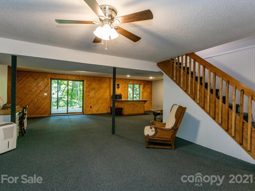 32 Buck Acres Drive Asheville NC 28806