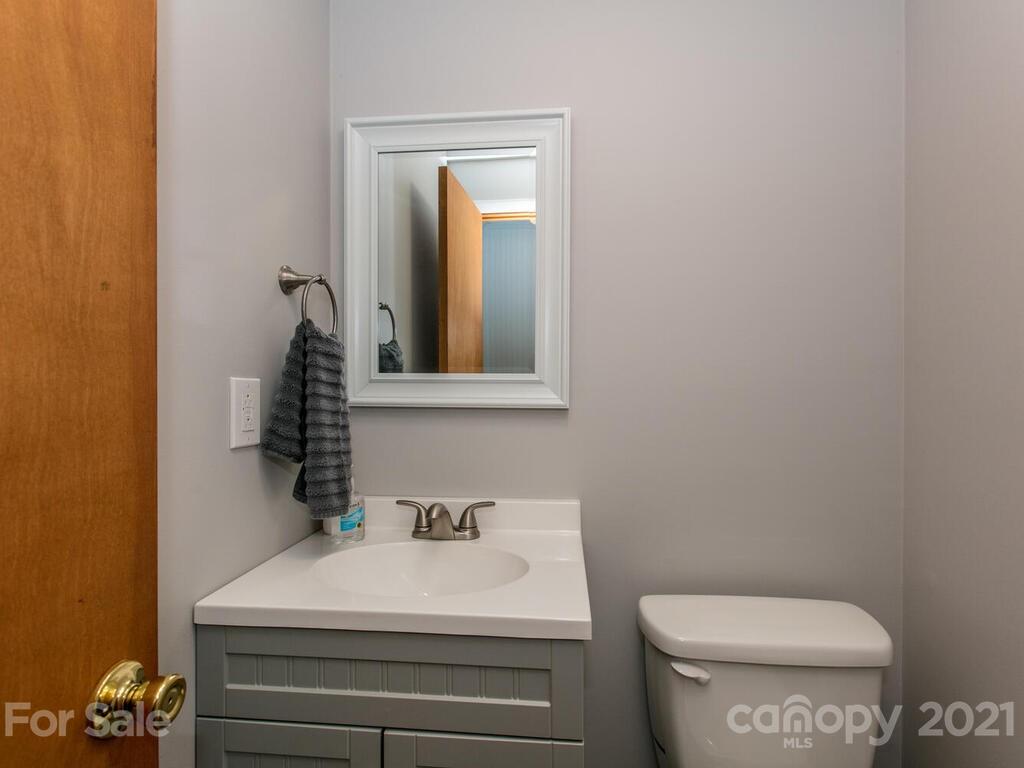 32 Buck Acres Drive Asheville NC 28806