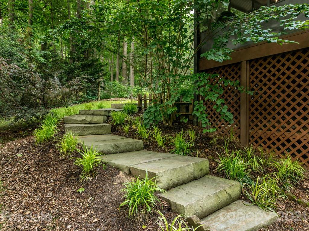 32 Buck Acres Drive Asheville NC 28806