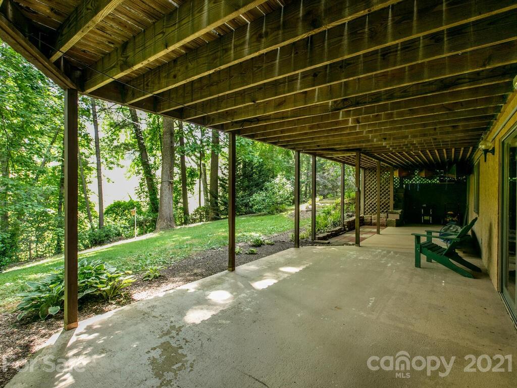 32 Buck Acres Drive Asheville NC 28806