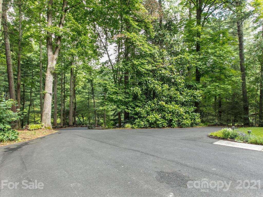 32 Buck Acres Drive Asheville NC 28806