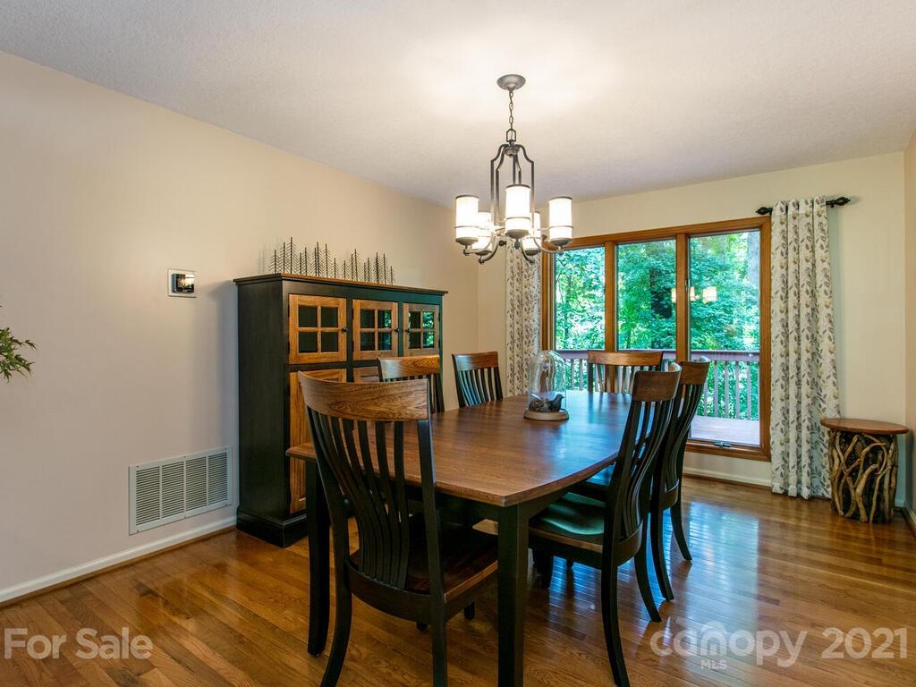 32 Buck Acres Drive Asheville NC 28806
