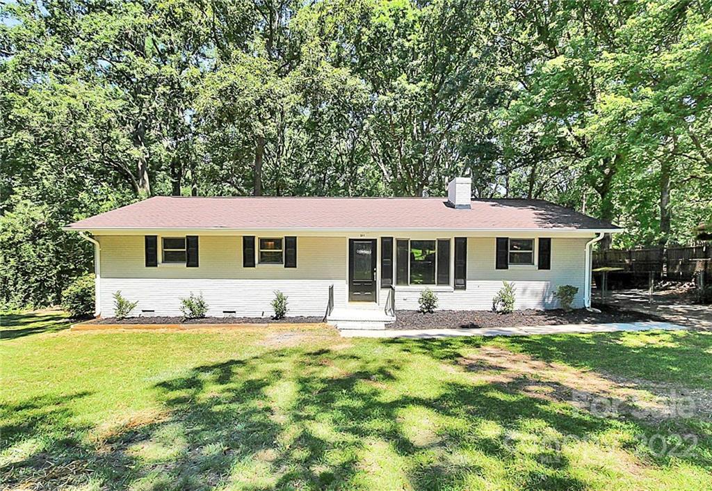 211 White Oak Lane Matthews NC 28104