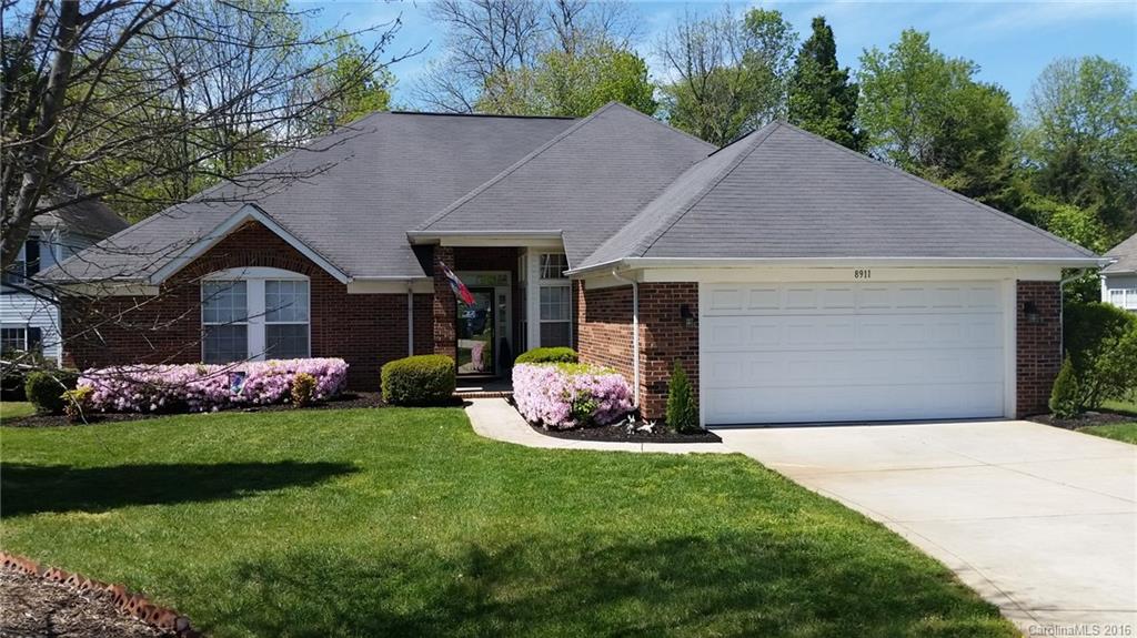 8911 Woodland Hills Road Charlotte NC 28269
